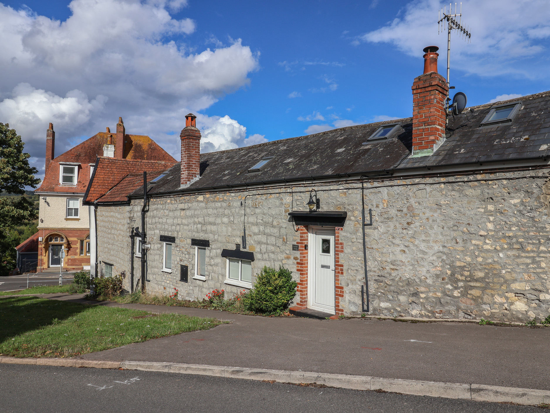 3 bedroom Cottage for rent in Lyme Regis