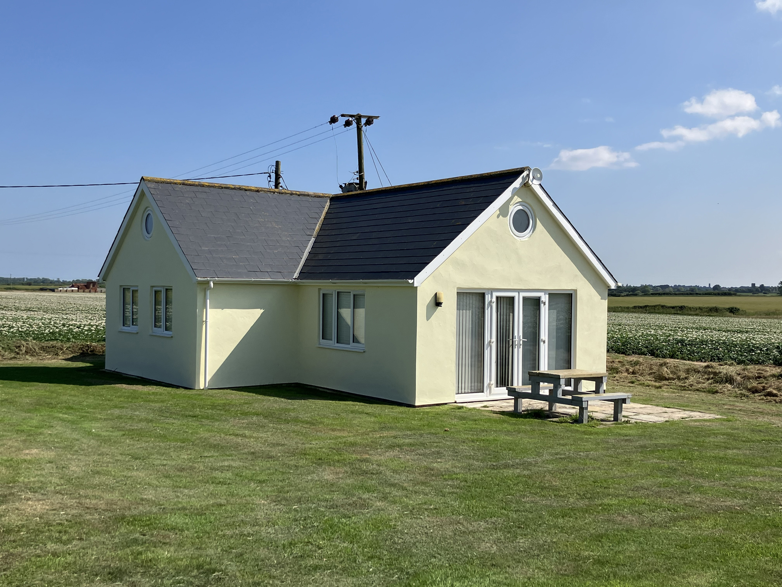 3 bedroom Cottage for rent in Happisburgh