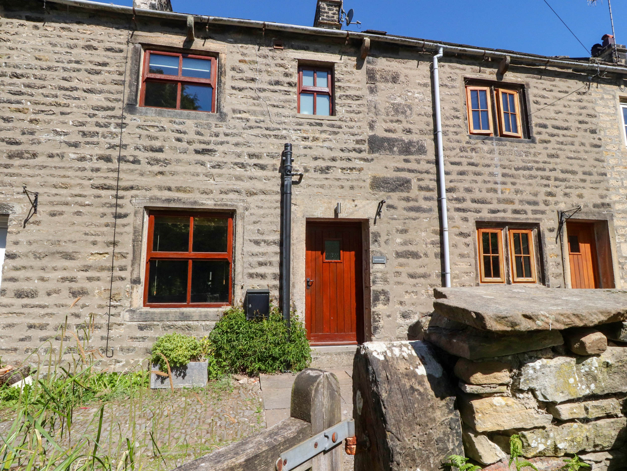 2 bedroom Cottage for rent in Bentham, Yorkshire