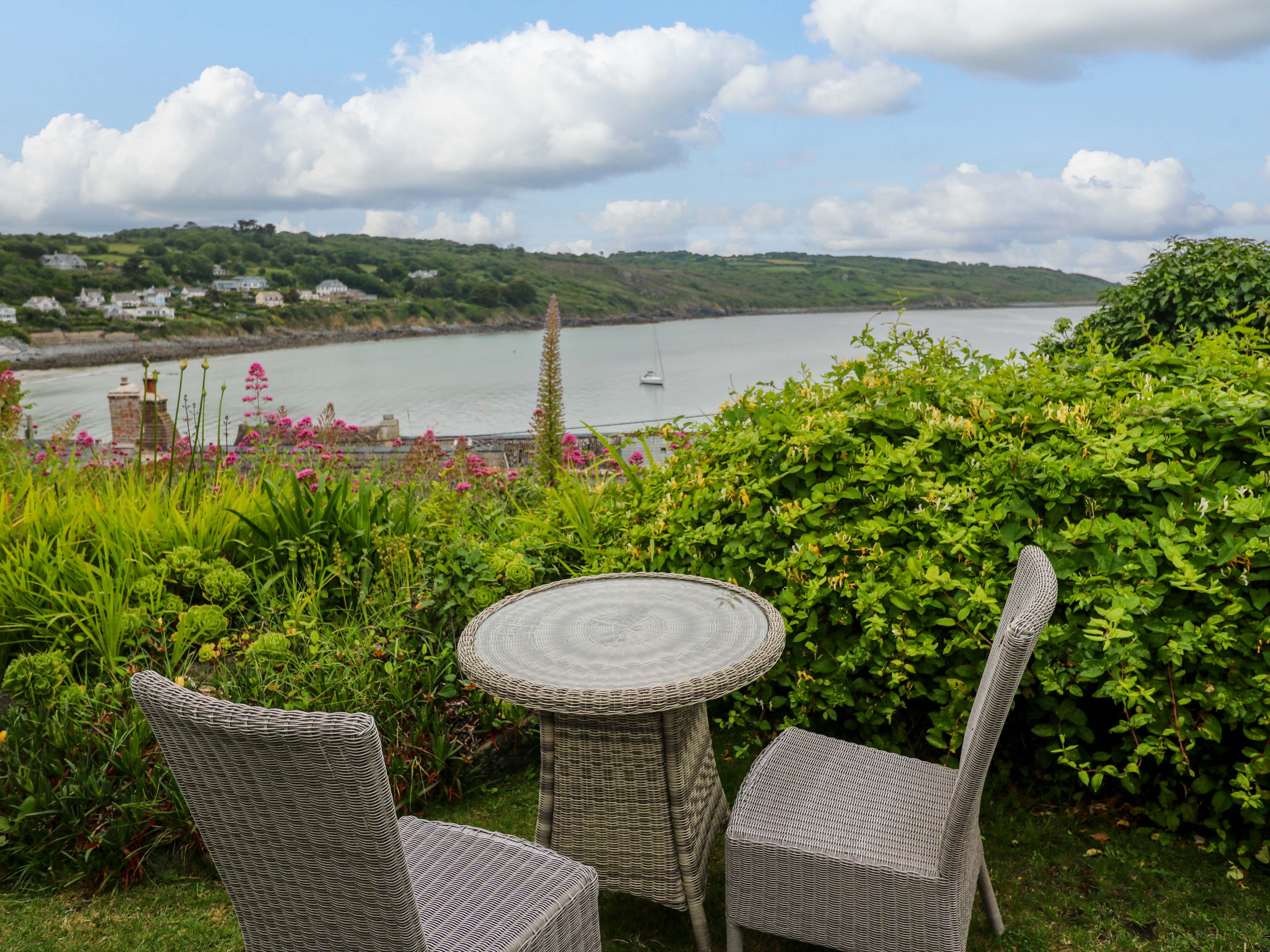 2 bedroom Cottage for rent in Penzance