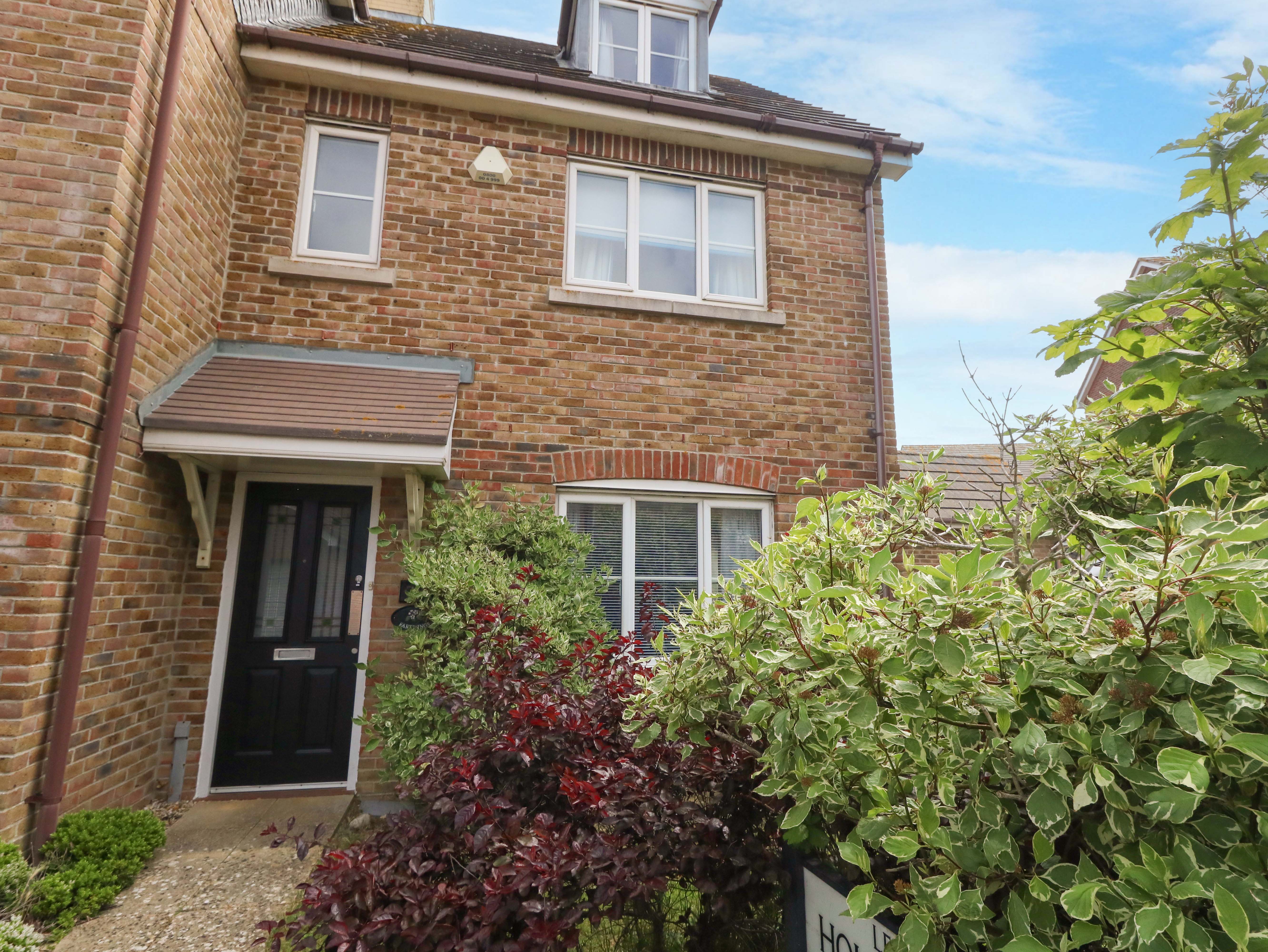 3 bedroom Cottage for rent in Weymouth