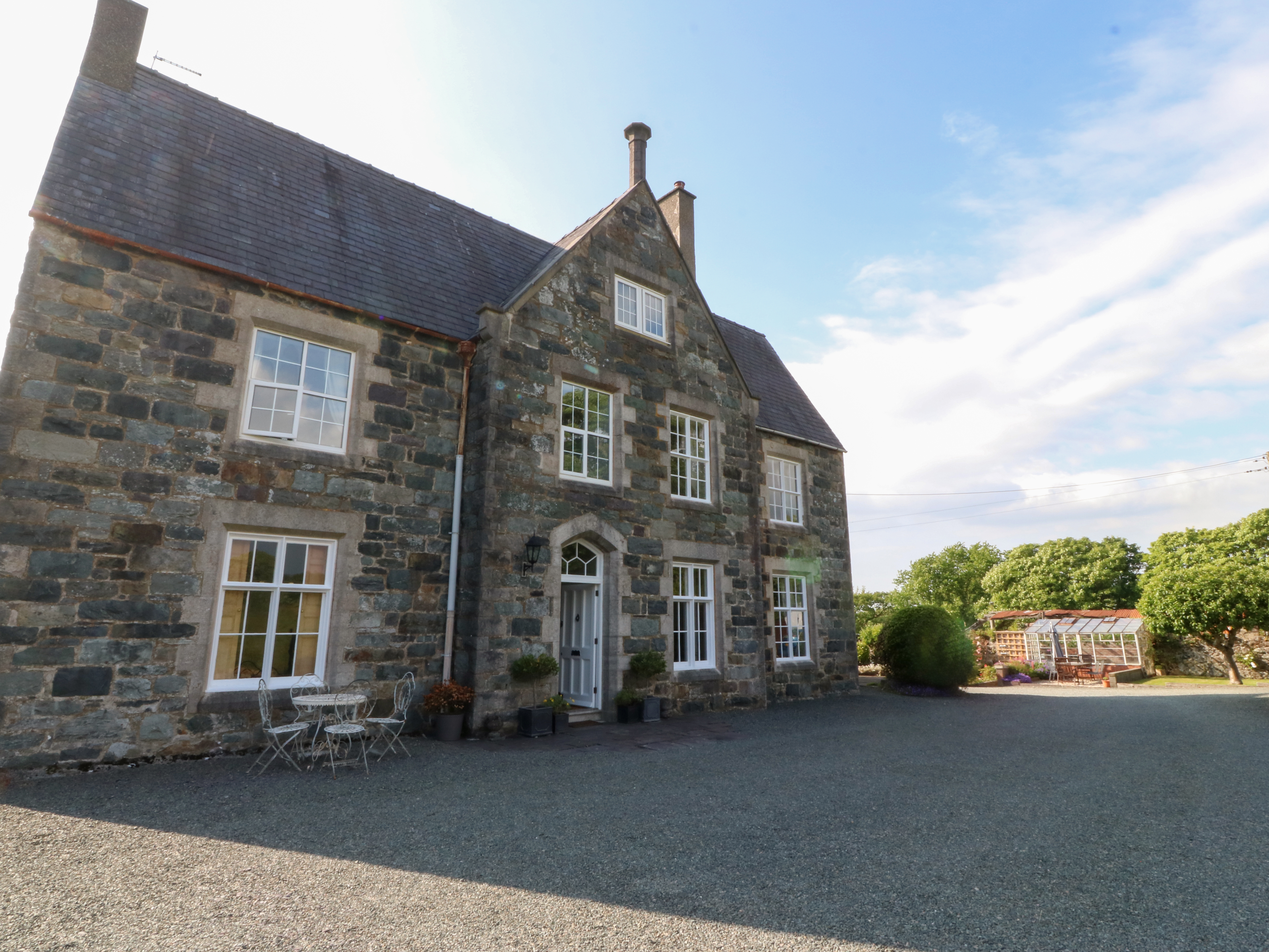 3 bedroom Cottage for rent in Caernarfon