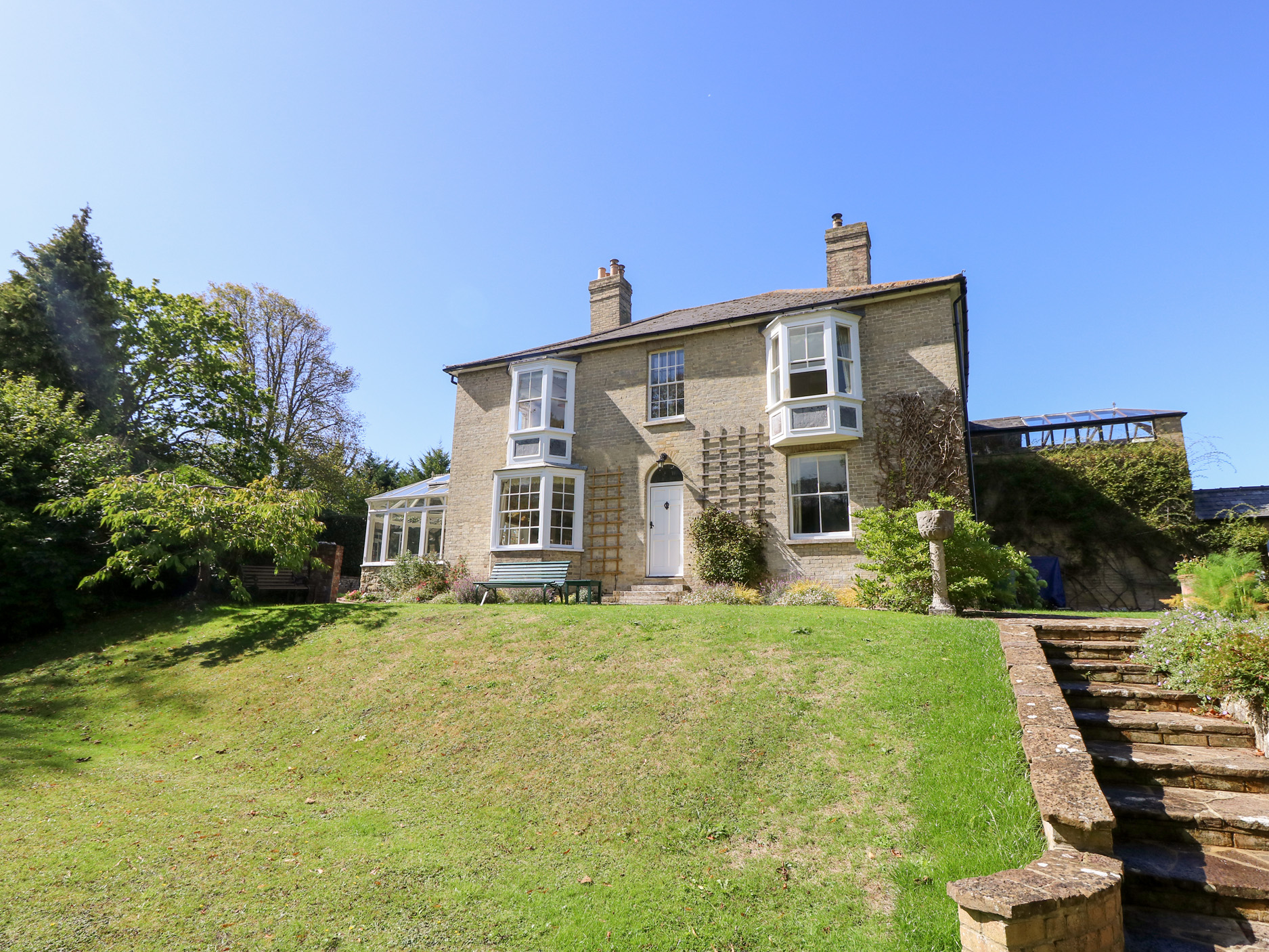 4 bedroom Cottage for rent in Freshwater Bay