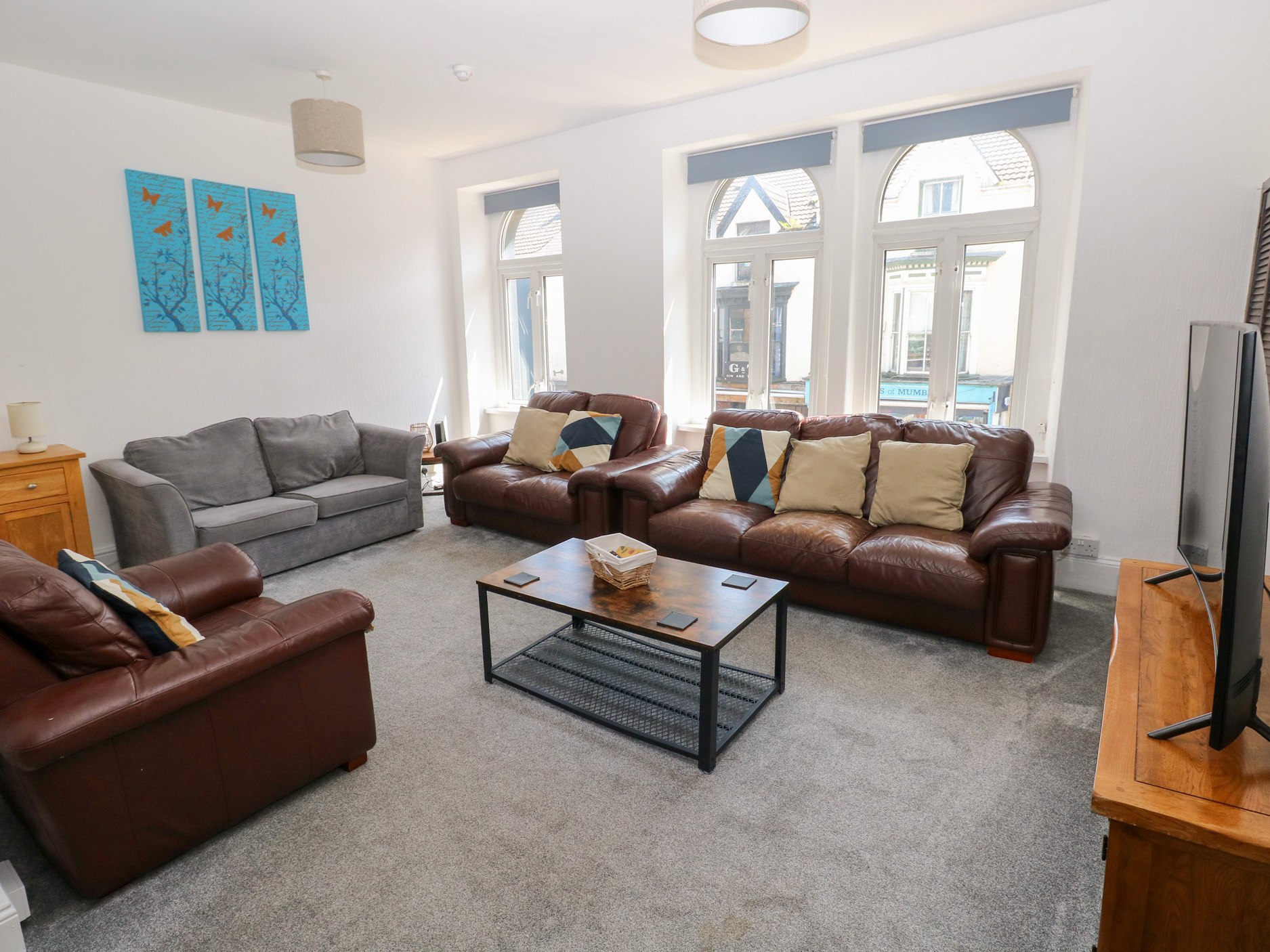 2 bedroom Cottage for rent in Mumbles