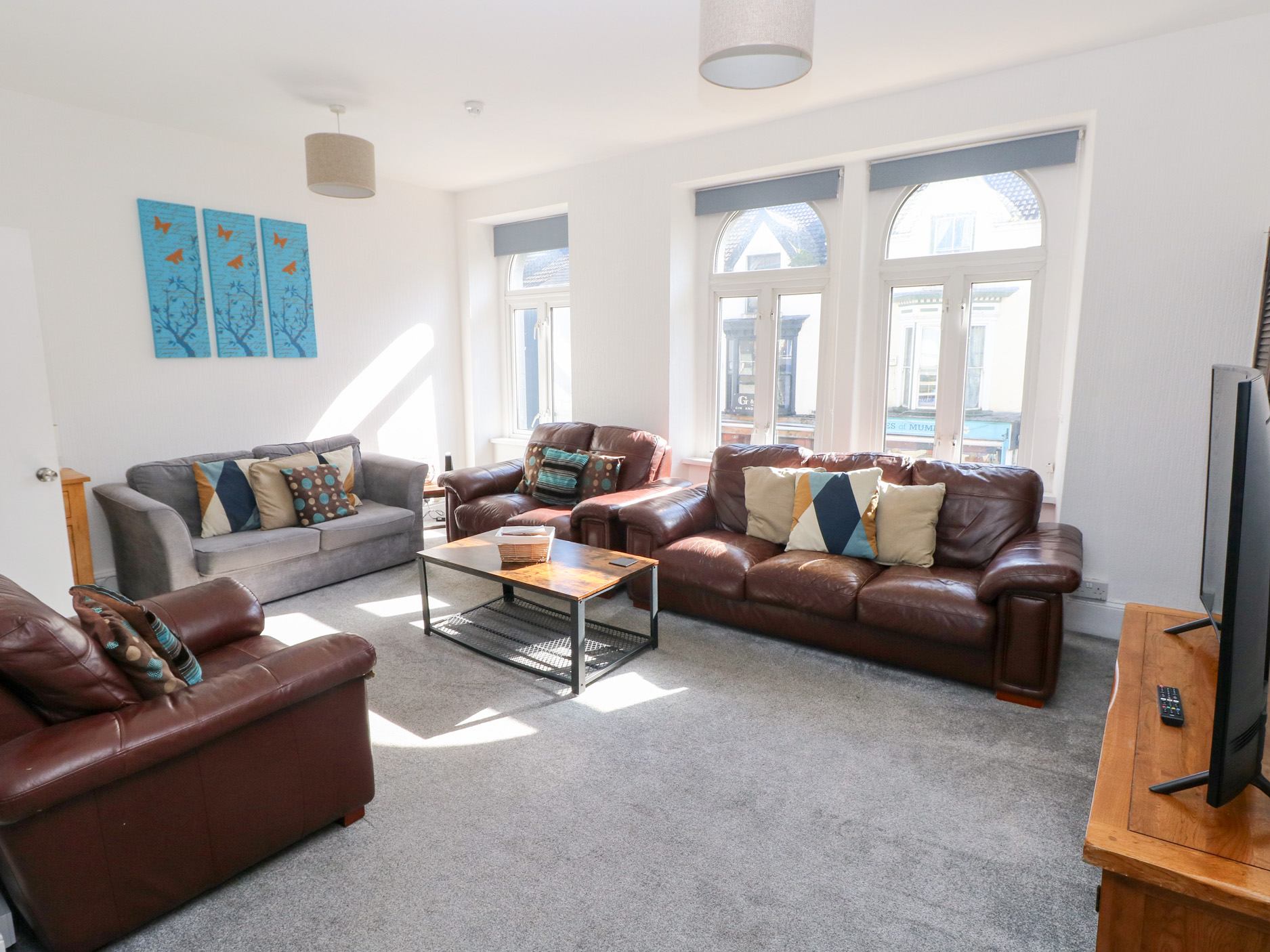 2 bedroom Cottage for rent in Mumbles