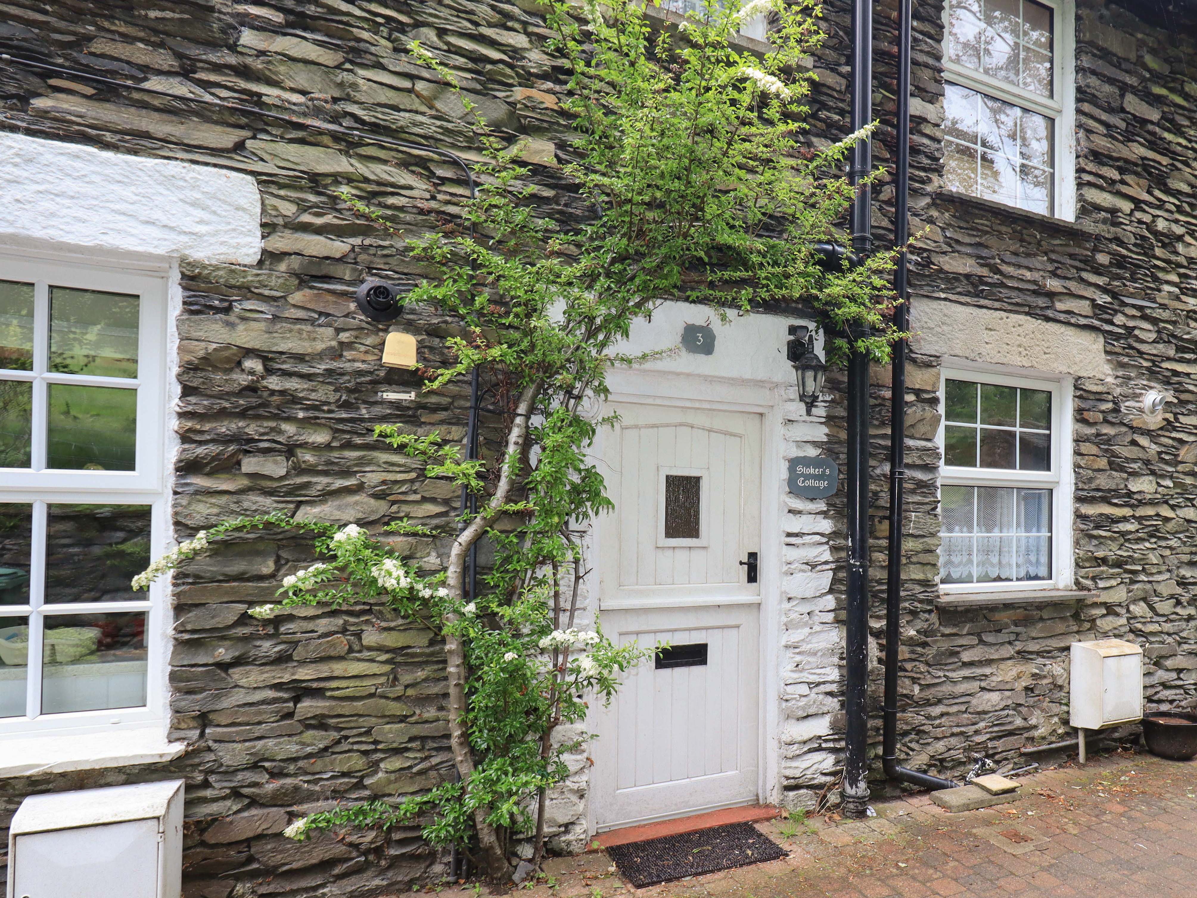 2 bedroom Cottage for rent in Bowness