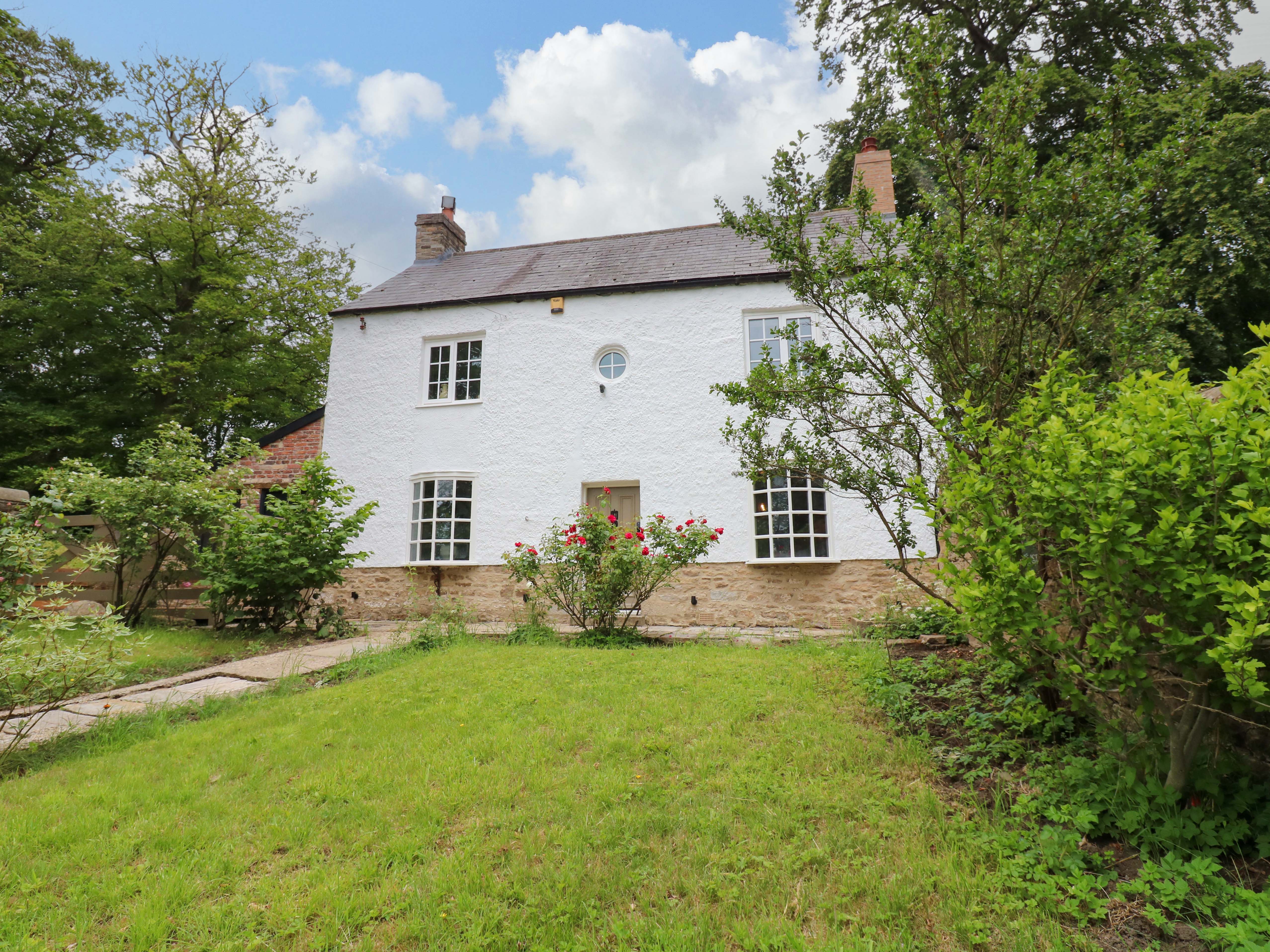 White House, Durham