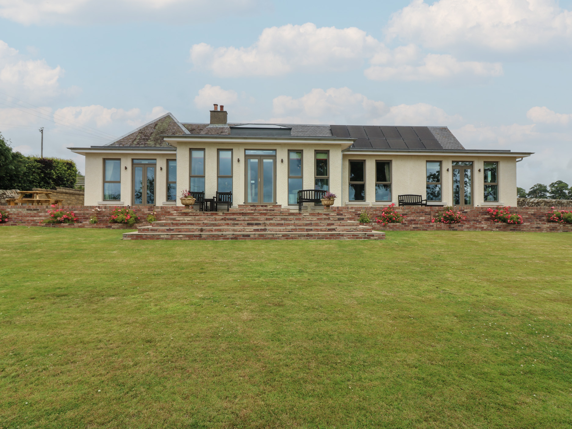 2 bedroom Cottage for rent in Cupar