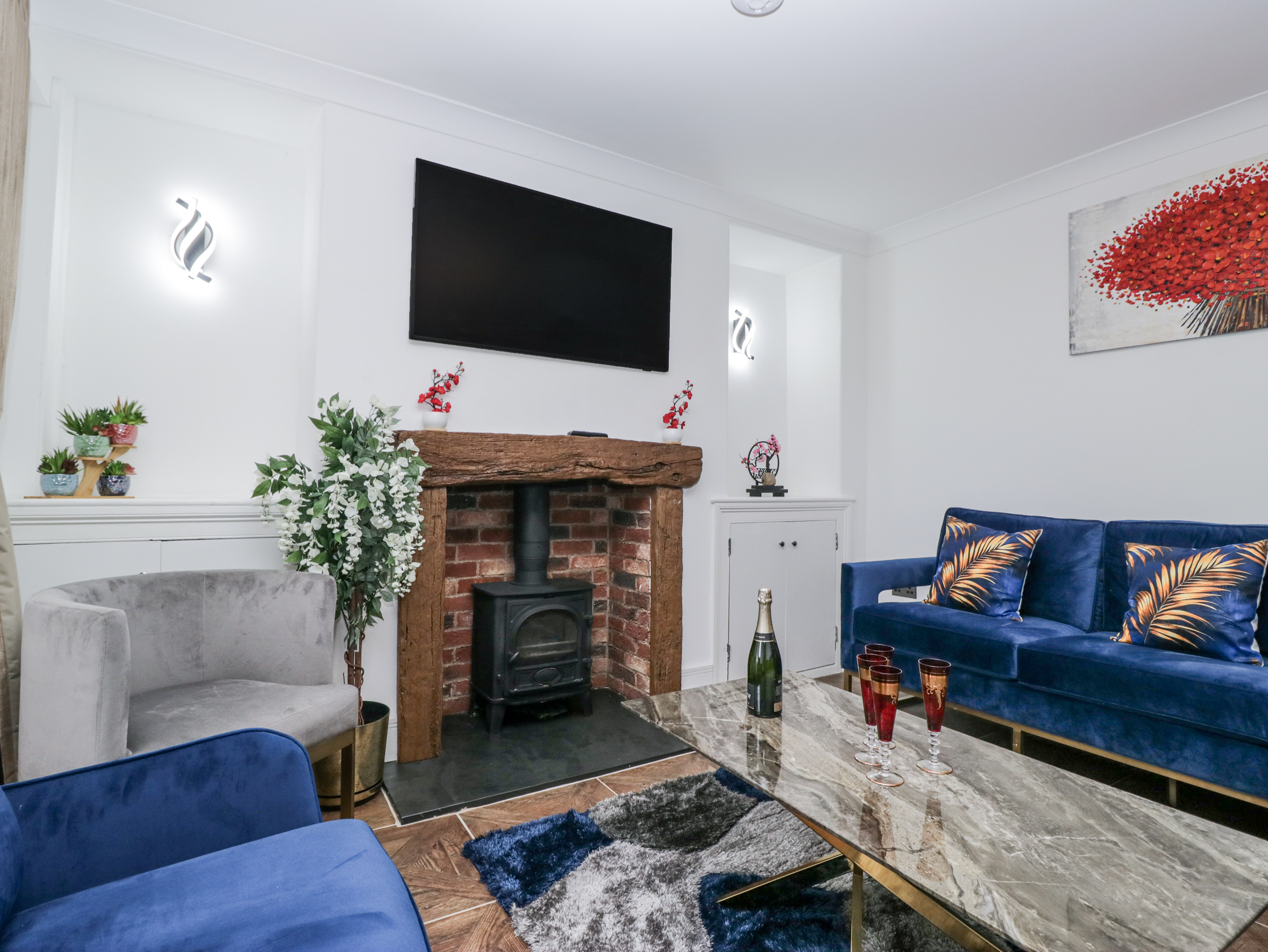 5 bedroom Cottage for rent in Staveley