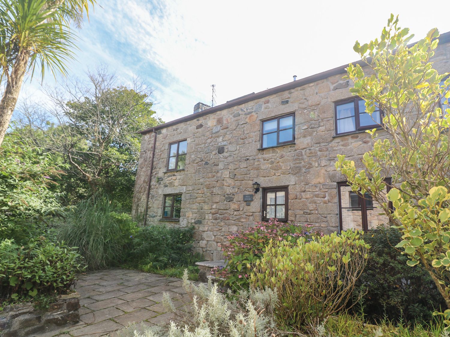 3 bedroom Cottage for rent in Penzance
