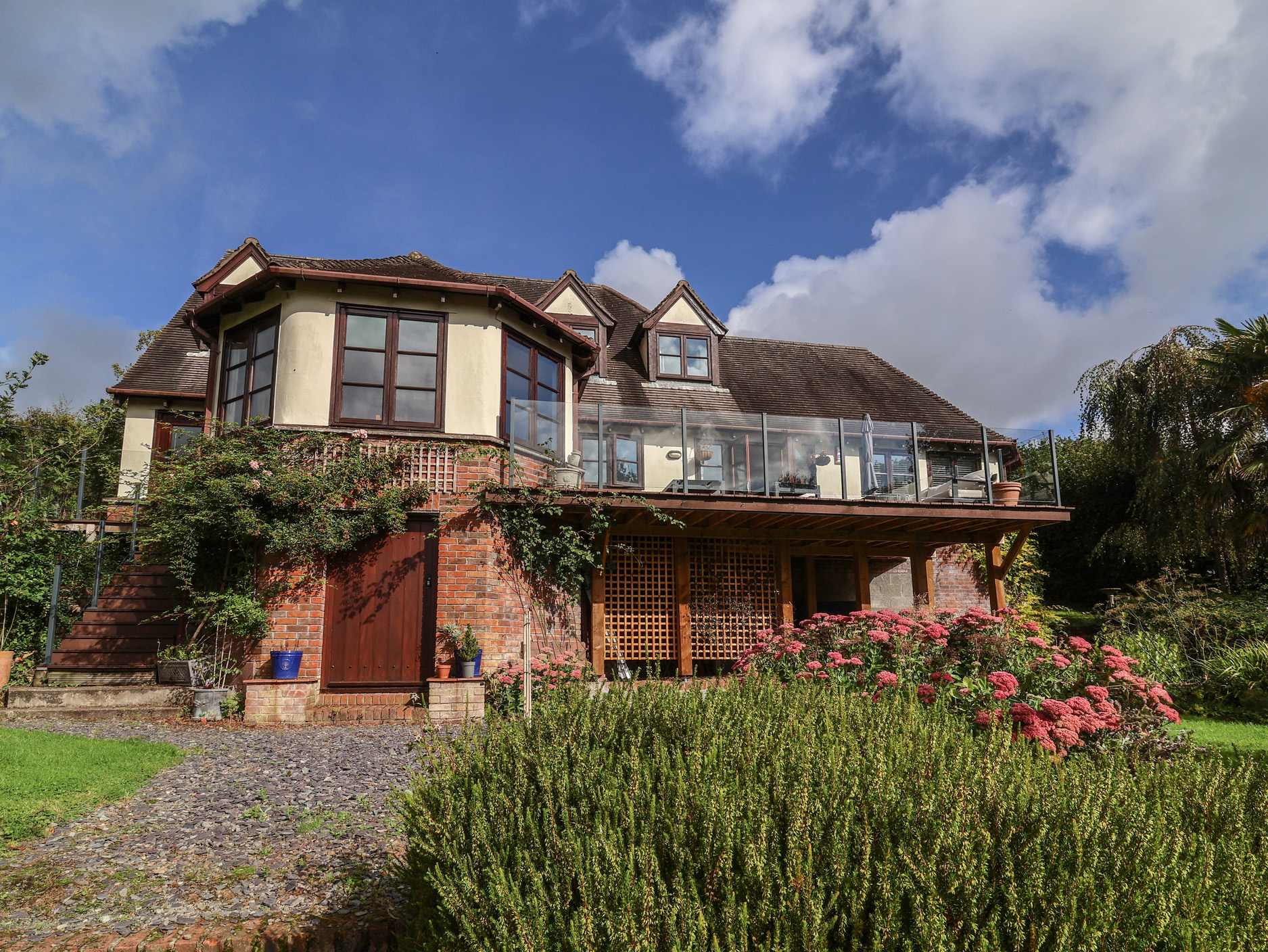 5 bedroom Cottage for rent in Barnstaple