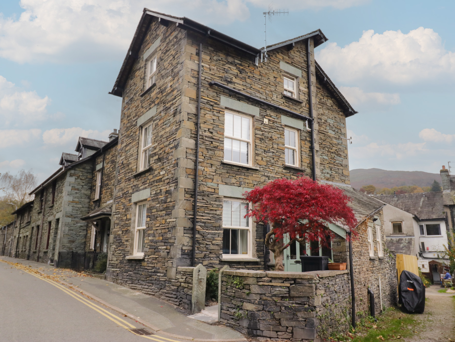 3 bedroom Cottage for rent in Far Sawrey