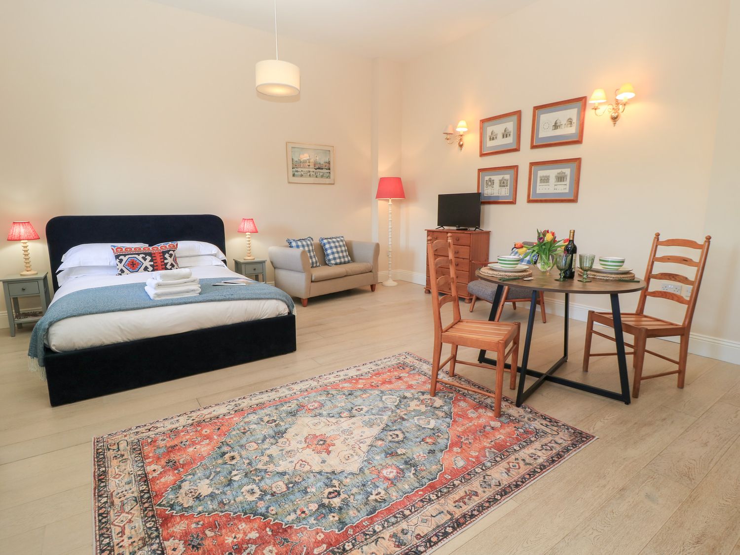 1 bedroom Cottage for rent in Cheltenham