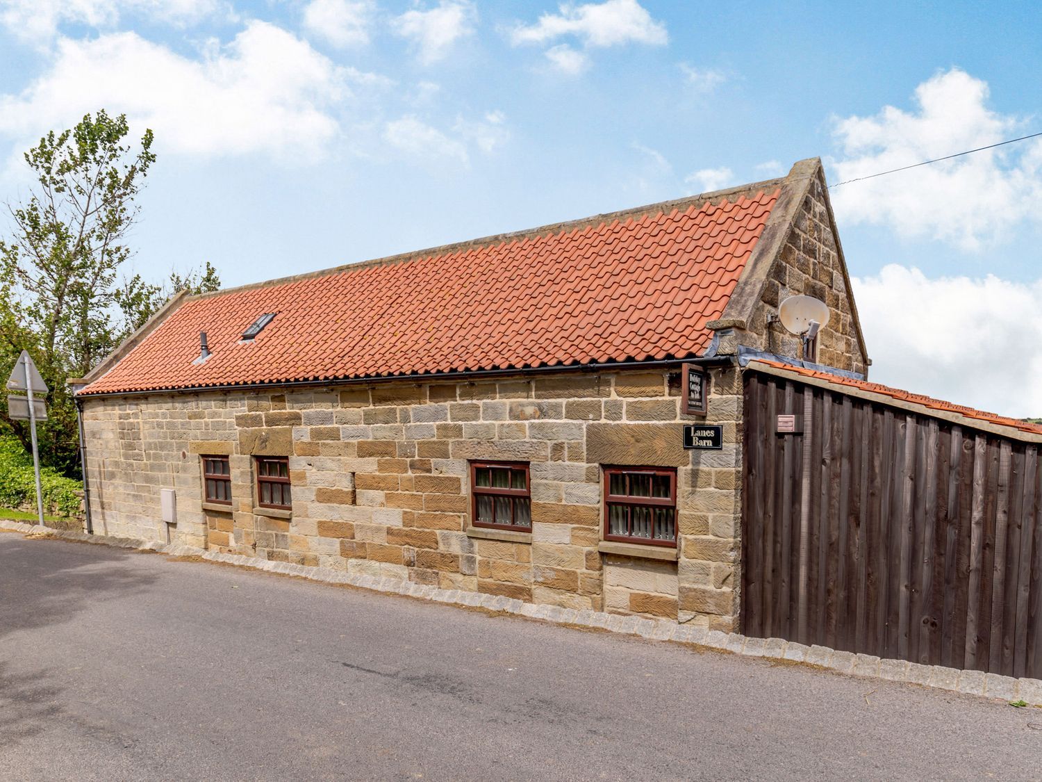 2 bedroom Cottage for rent in Whitby