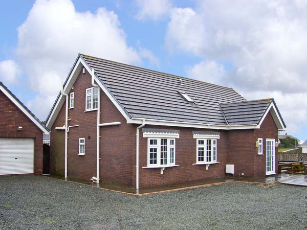 5 bedroom Cottage for rent in Rhosneigr