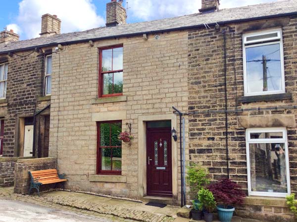 5 Vicarage Lane,New Mills