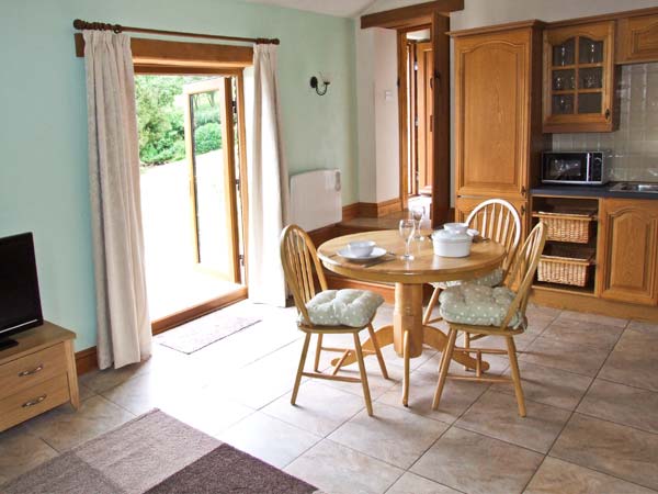 Nibletts Patch Cottage, Heart of England