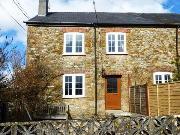 3 bedroom Cottage for rent in Bridport