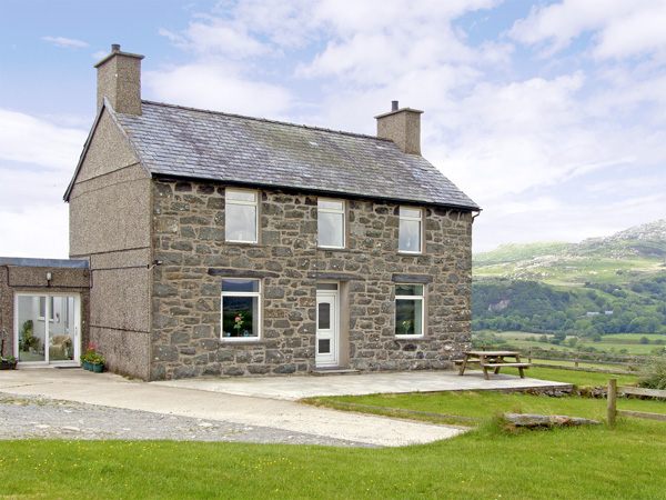 Ymwlch Bach Farmhouse,Criccieth