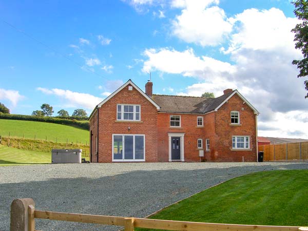 Red House Farm,Llanfair Caereinion