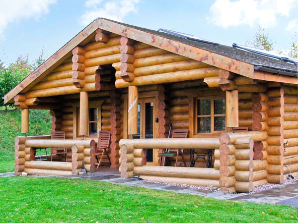 Cedar Log Cabin, Brynallt Country Park,Ellesmere