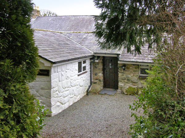 Conifers Cottage,Criccieth