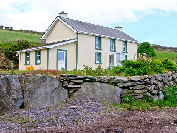 Tooreen Farmhouse,Ireland