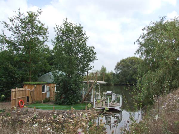 Island Yurt,Tewkesbury