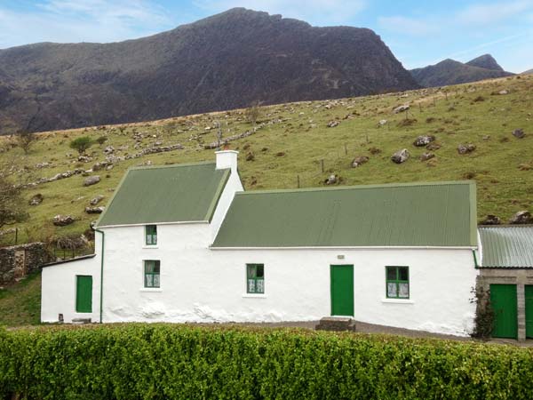 Loch Cruite Cottage,Ireland