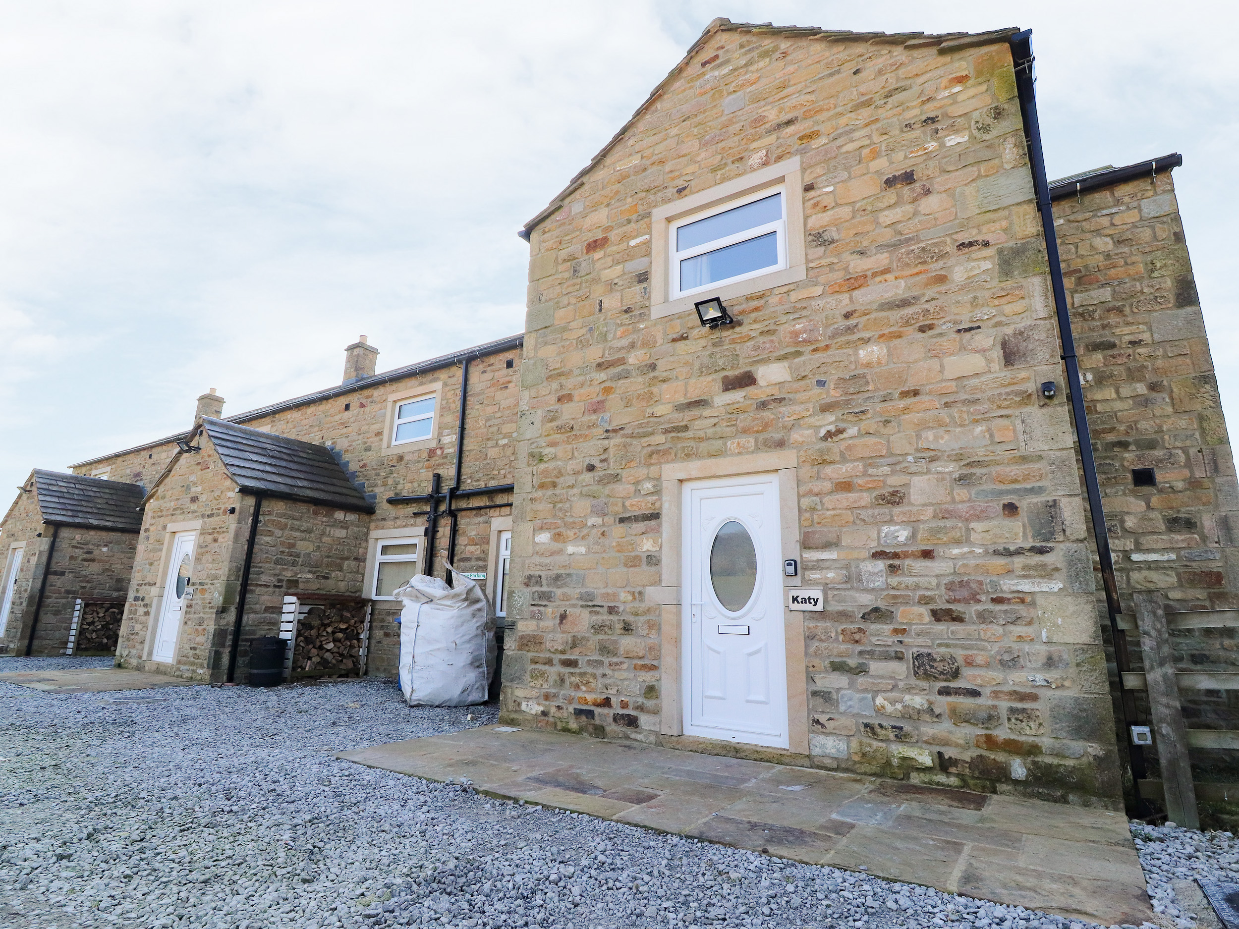 Katy's Cottage Dog Friendly Holiday Cottage in Skipton