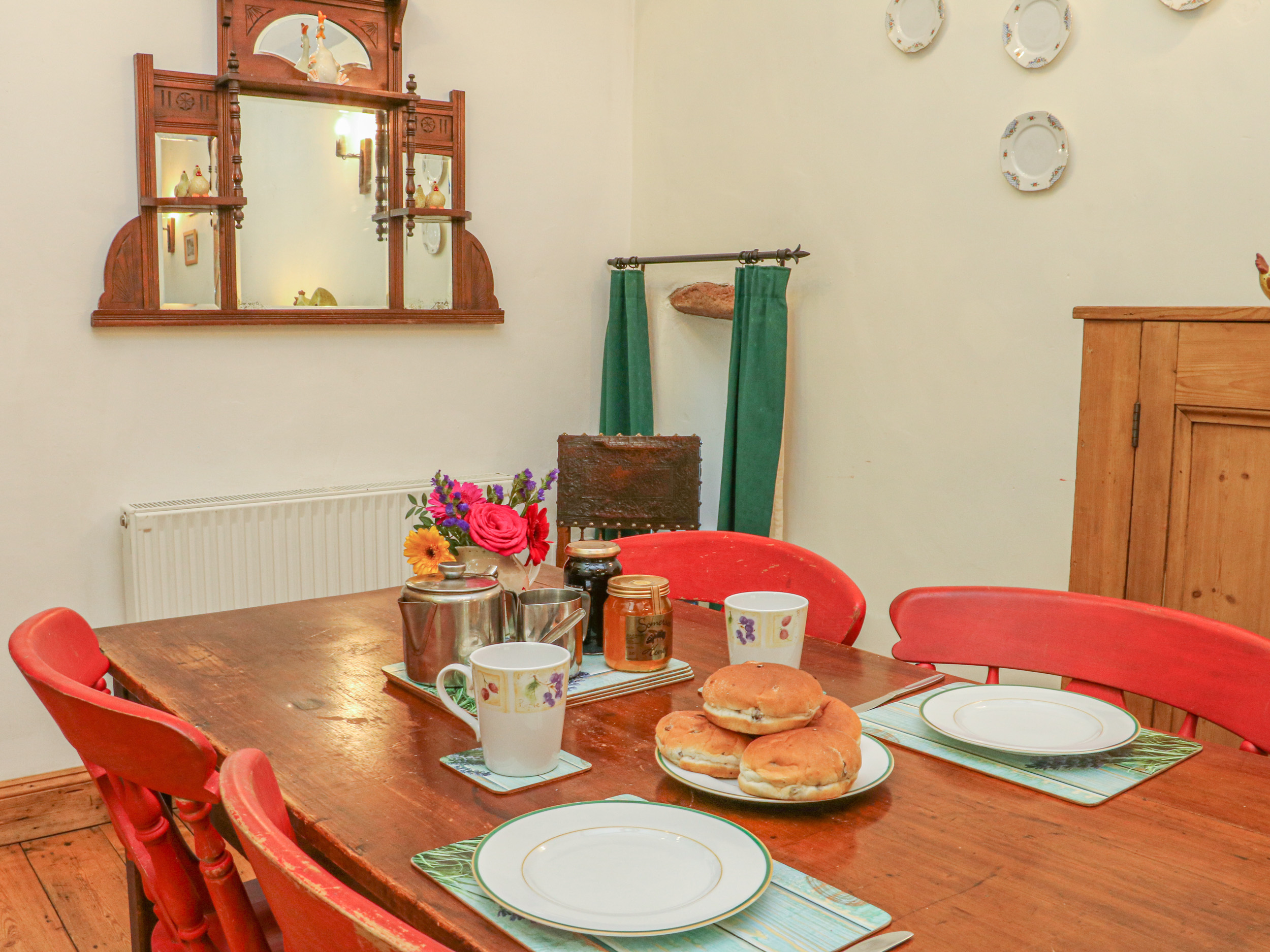 The Wagon House, Bicknoller Dog Friendly Holiday Cottage in Dorset