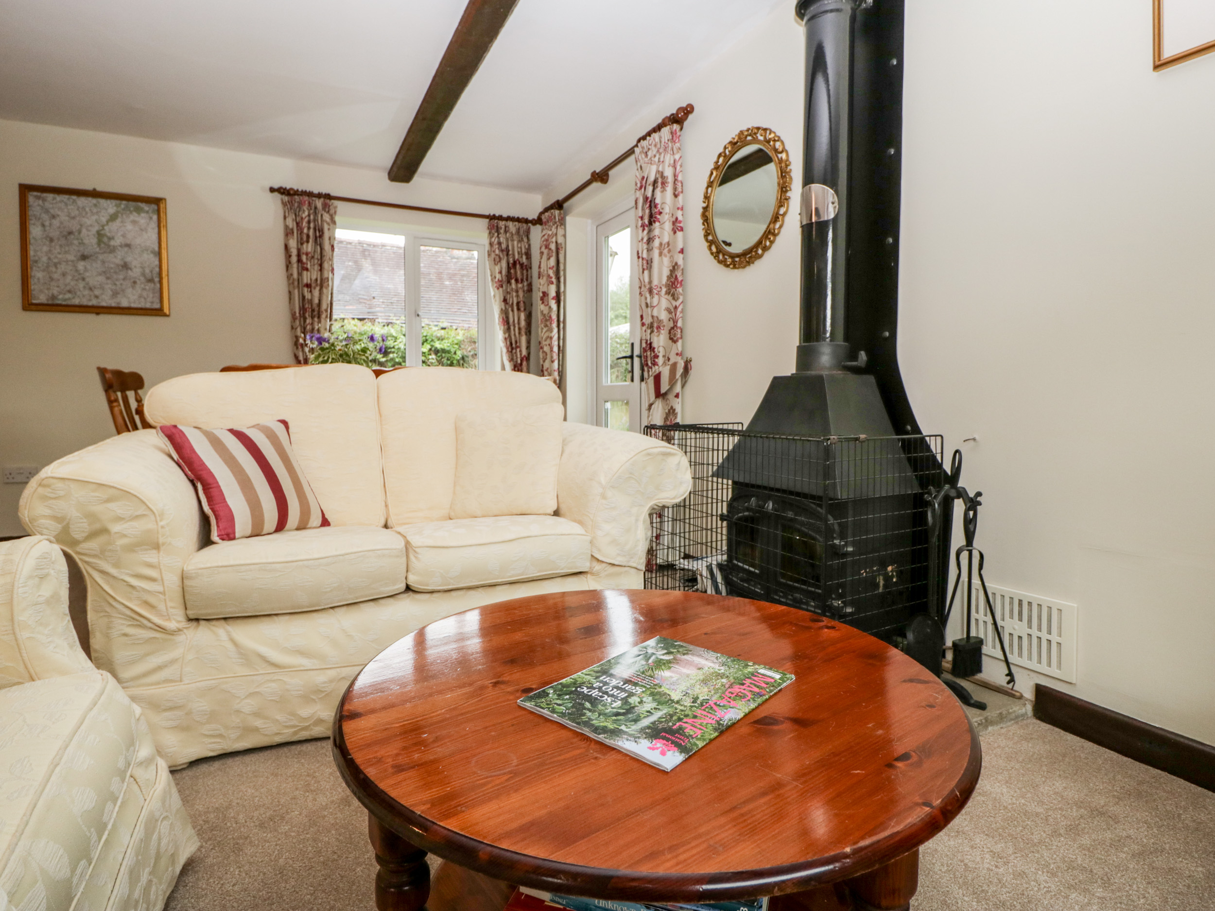 Grist Mill Cottage, Fontmell Magna Dog Friendly Holiday Cottage in