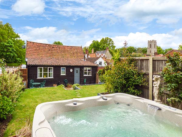 2 bedroom Cottage for rent in Coltishall