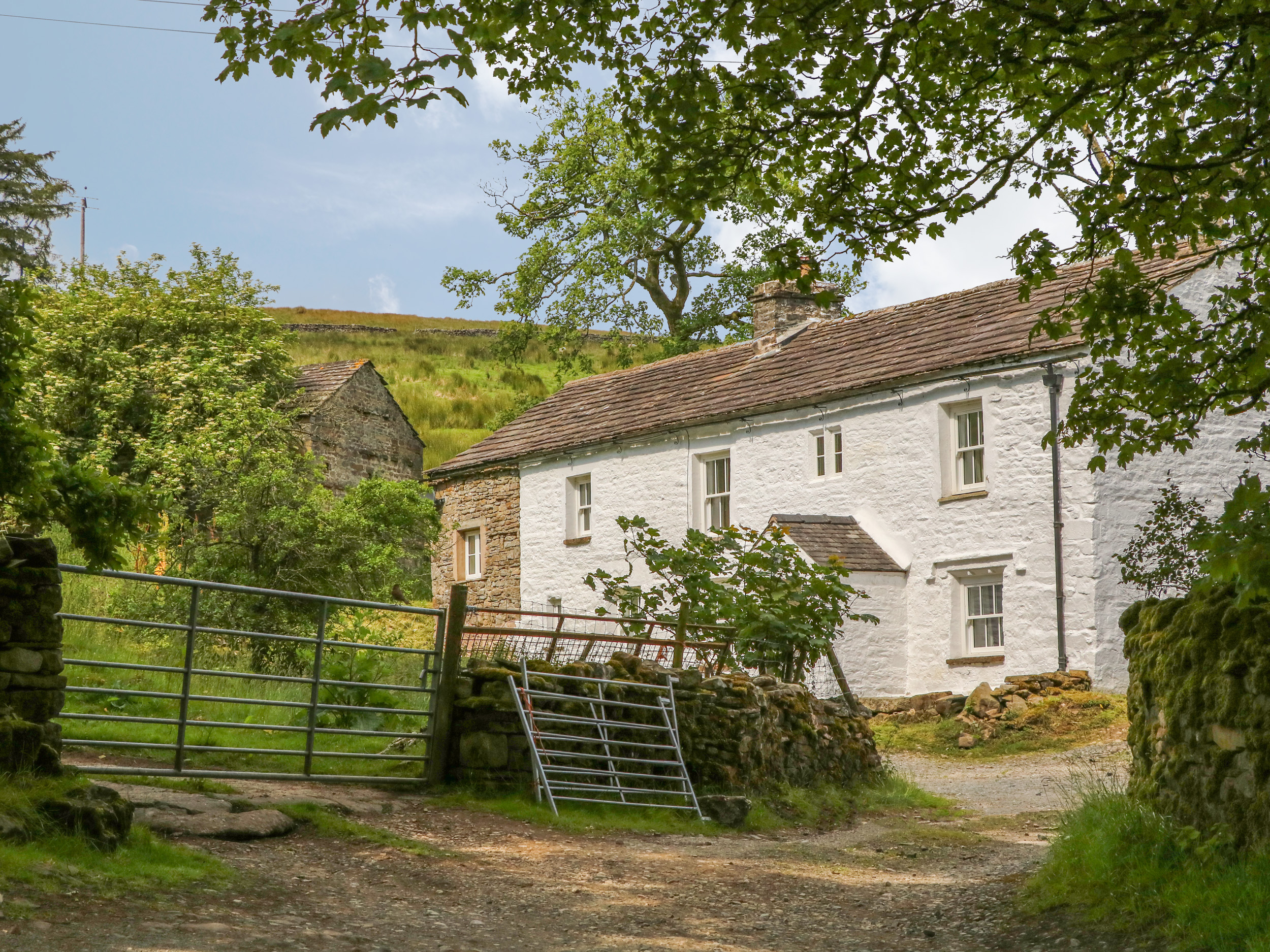 Scale Gill Foot, Cowgill Dog Friendly Holiday Cottage in Yorkshire Dales