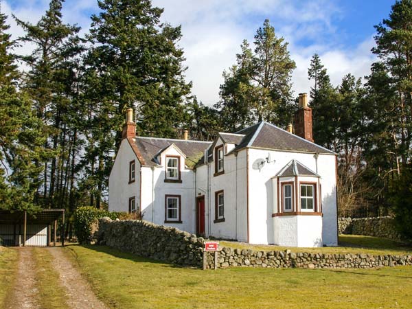 Rottal Farmhouse,Kirriemuir