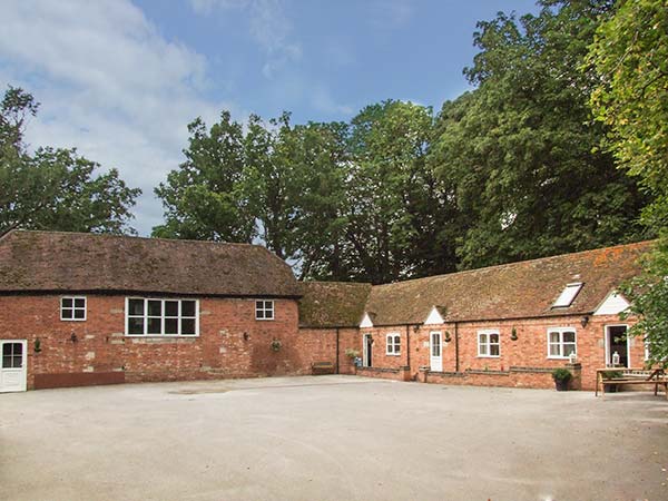 Finwood Cottage 1,Warwick