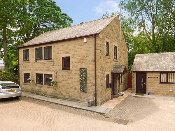 5 bedroom Cottage for rent in Matlock