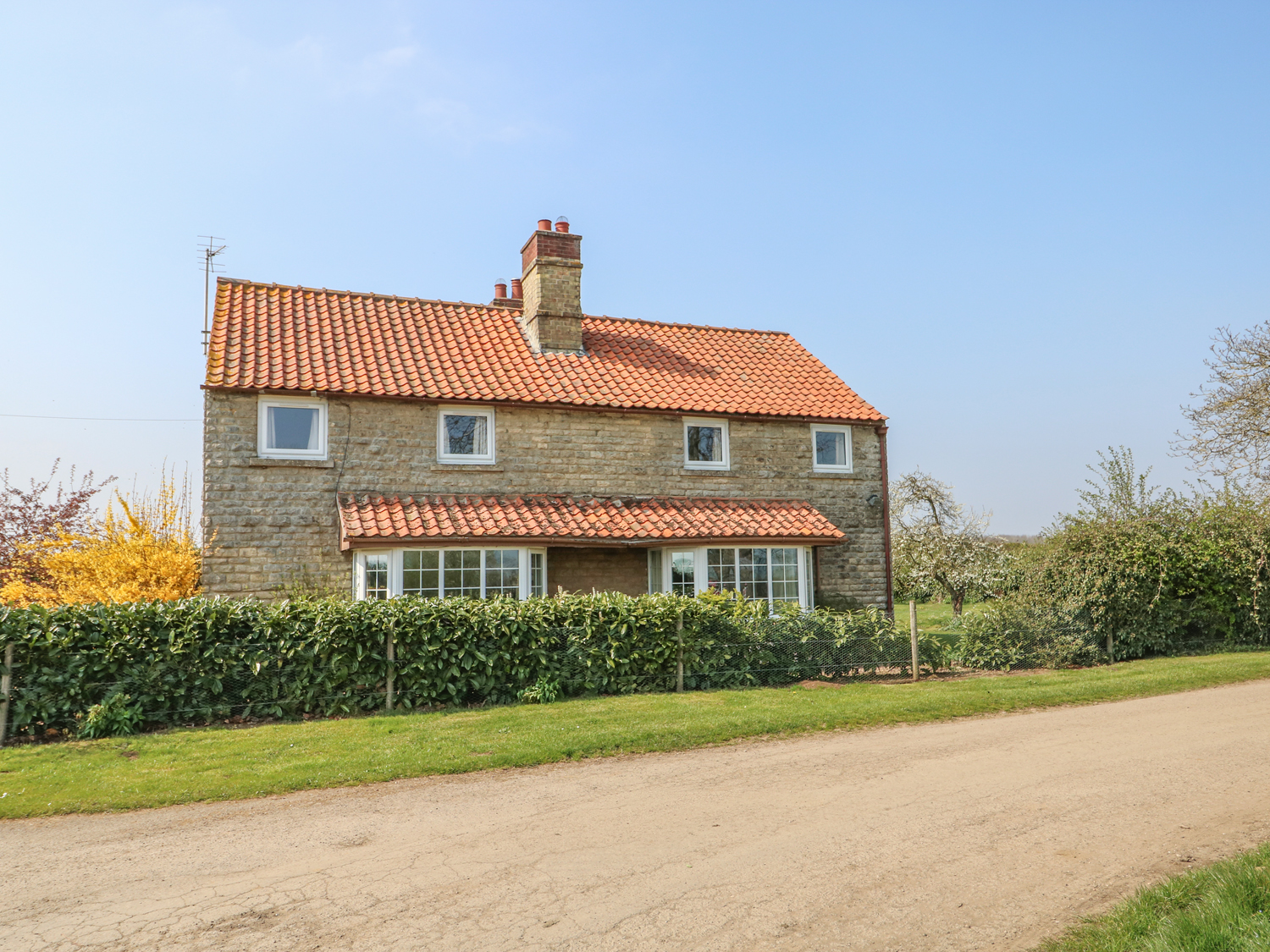 Grange Farm Cottage Dog Friendly Holiday Cottage in Silk Willoughby