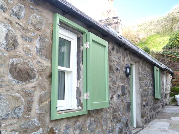 49 Crovie Village,