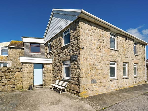 4 bedroom Cottage for rent in Penzance