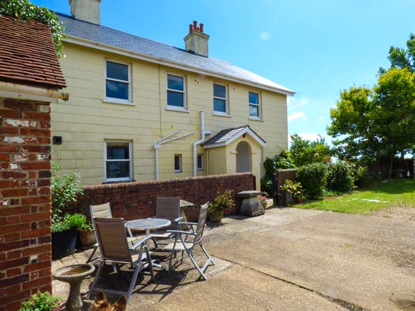 4 bedroom Cottage for rent in East Cowes