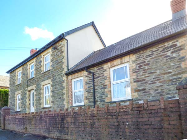 Cozy Cwtch Cottage,Newcastle Emlyn