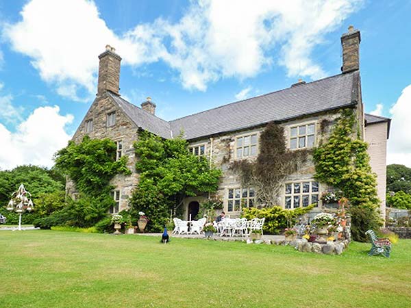 Talhenbont Hall,Criccieth