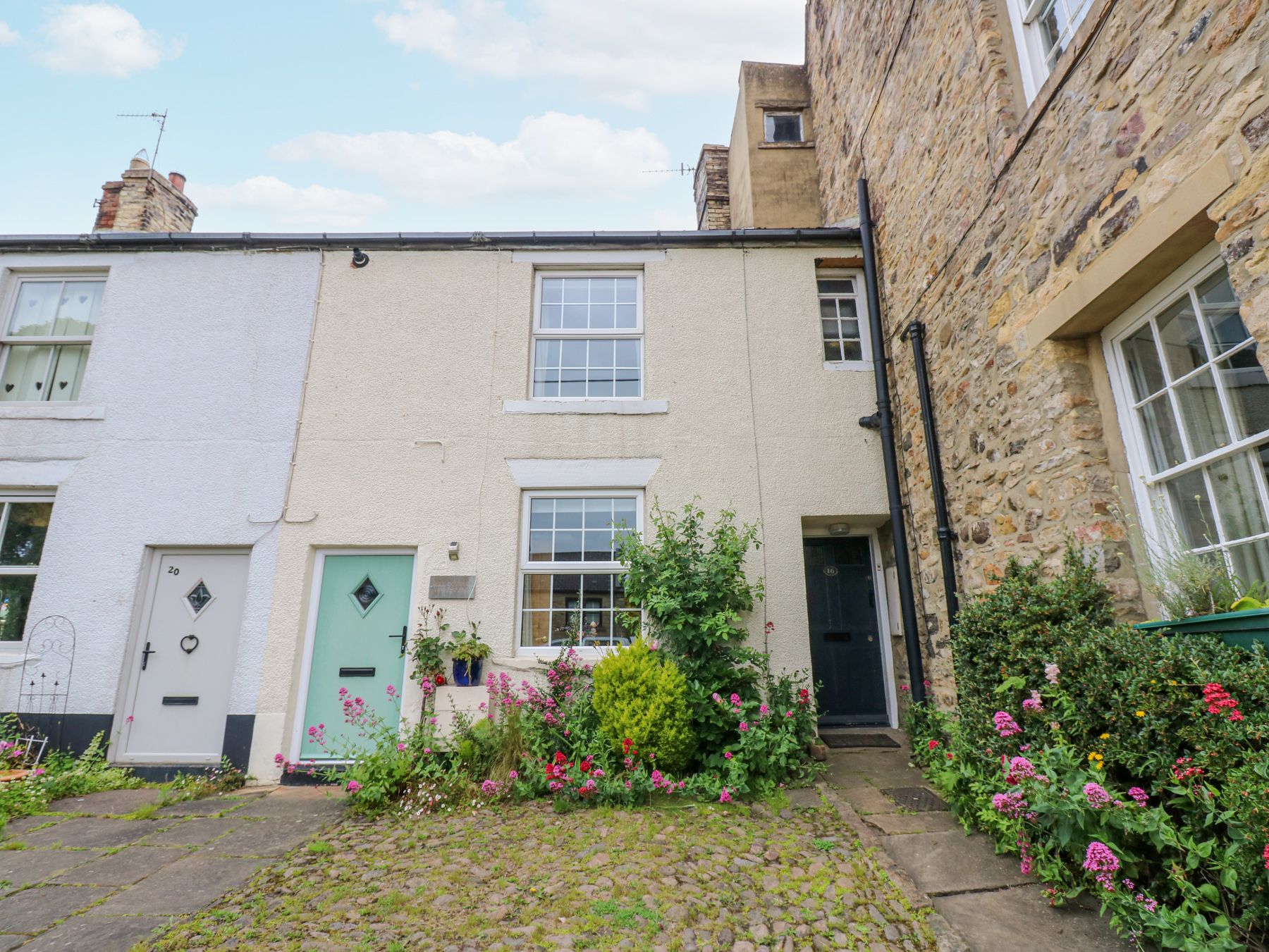 2 bedroom Cottage for rent in Durham