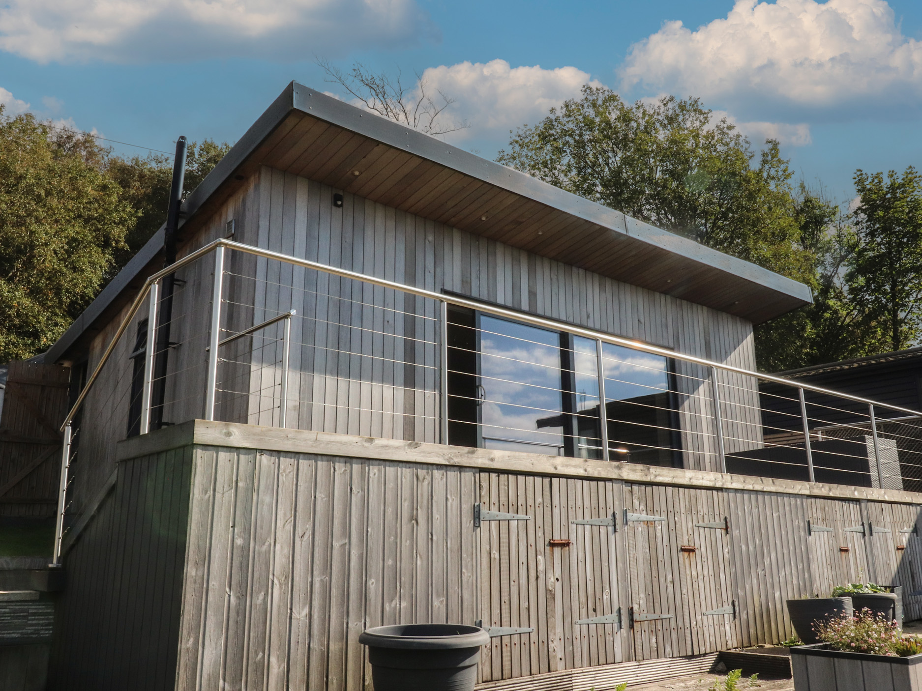 1 bedroom Cottage for rent in Ripponden