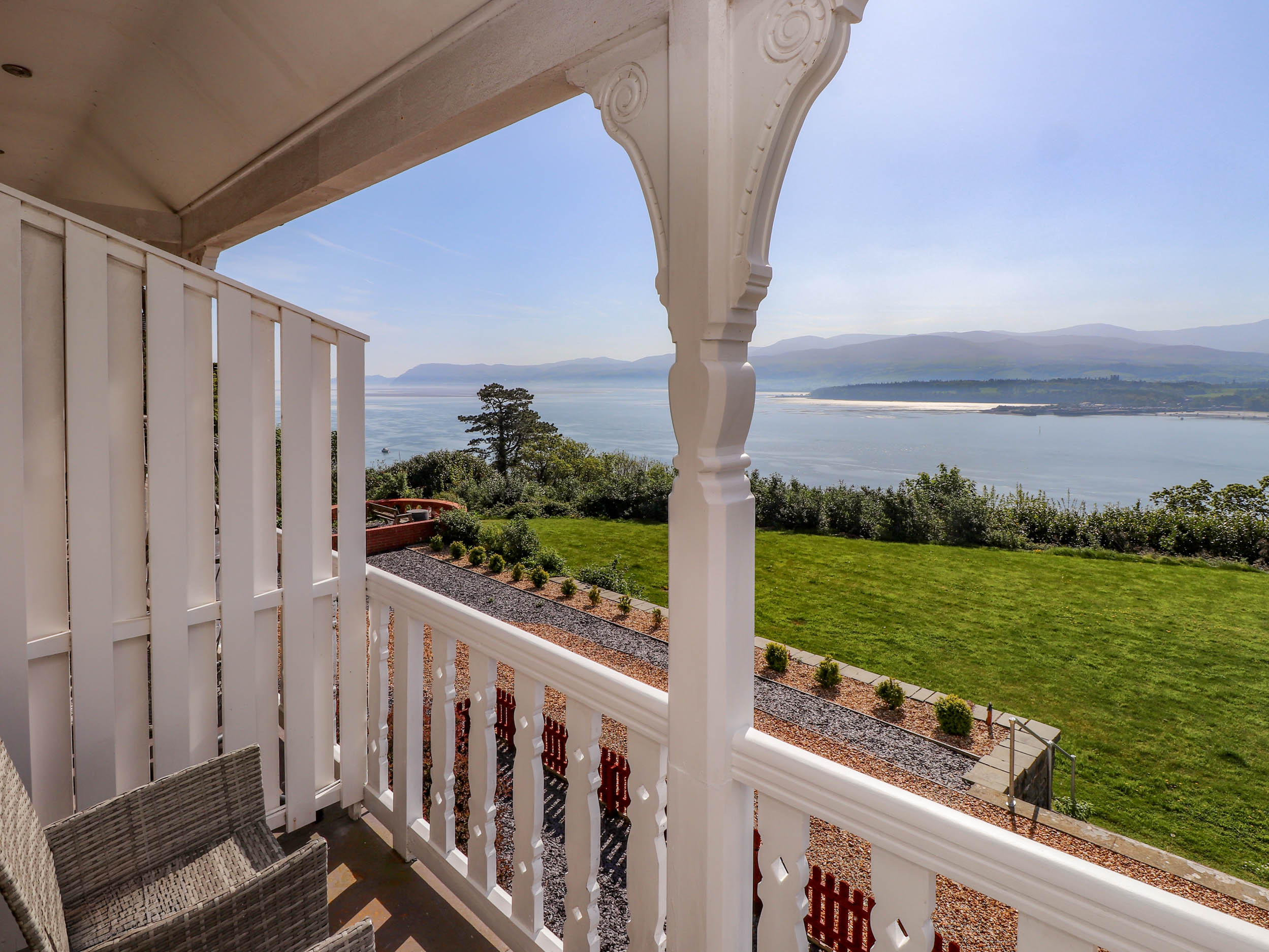 2 bedroom Cottage for rent in Menai Bridge