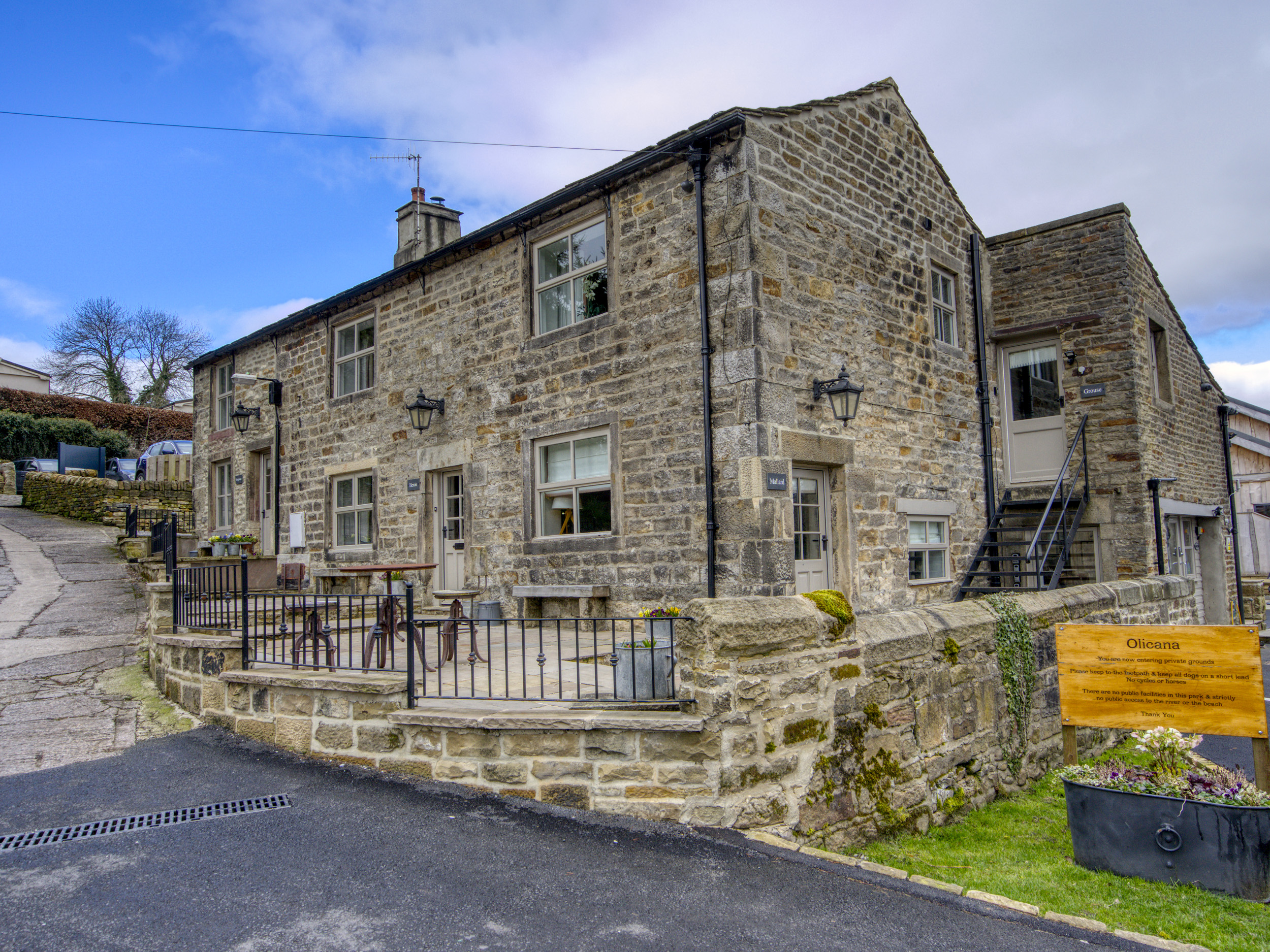 dog-friendly-holiday-cottages-in-yorkshire-dales-pet-friendly-holiday