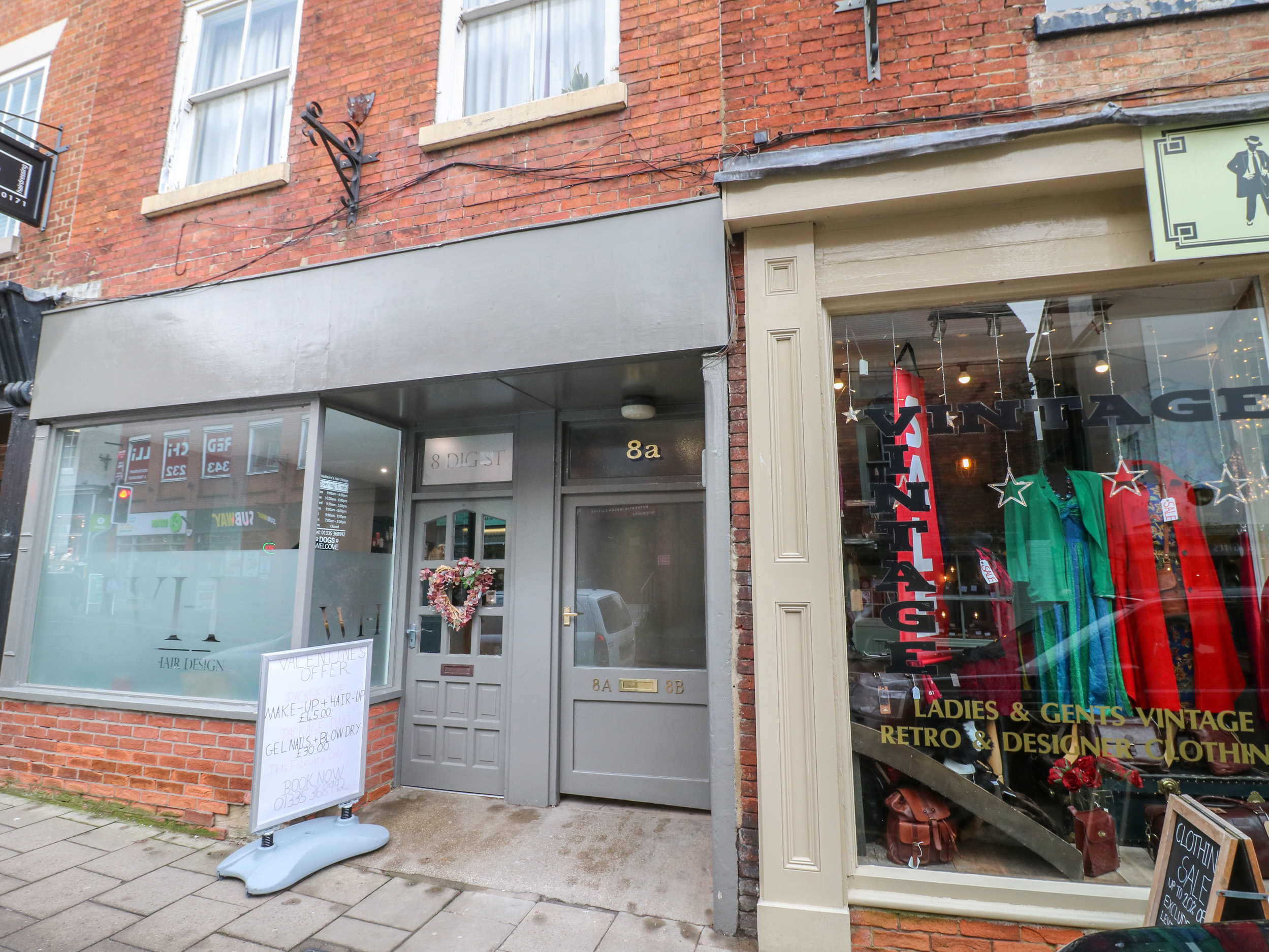 The Old Dairy House, Ashbourne Dog Friendly Holiday Cottage in Peak