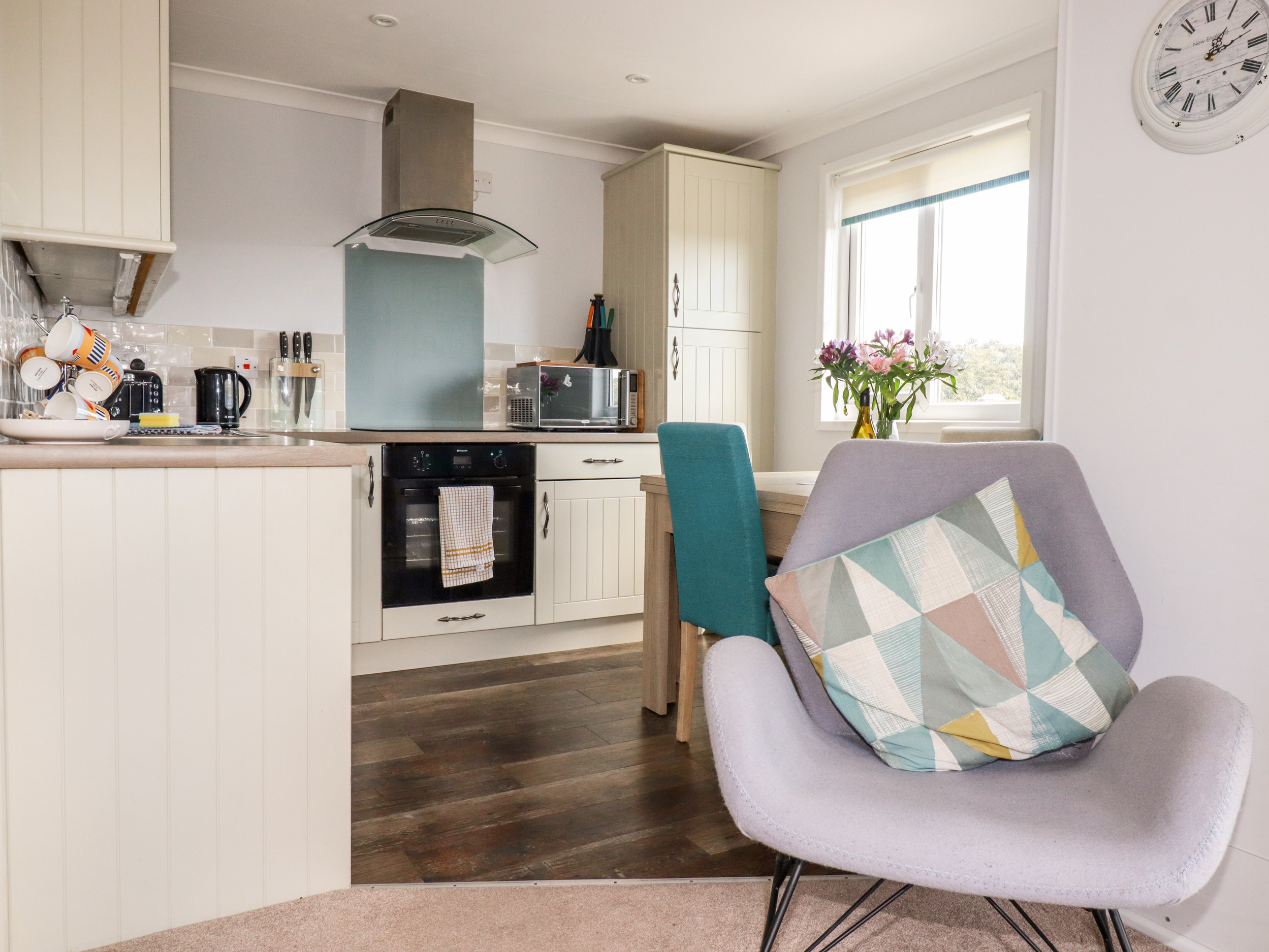 Lowena Dog Friendly Holiday Cottage in St Day Cornwall England