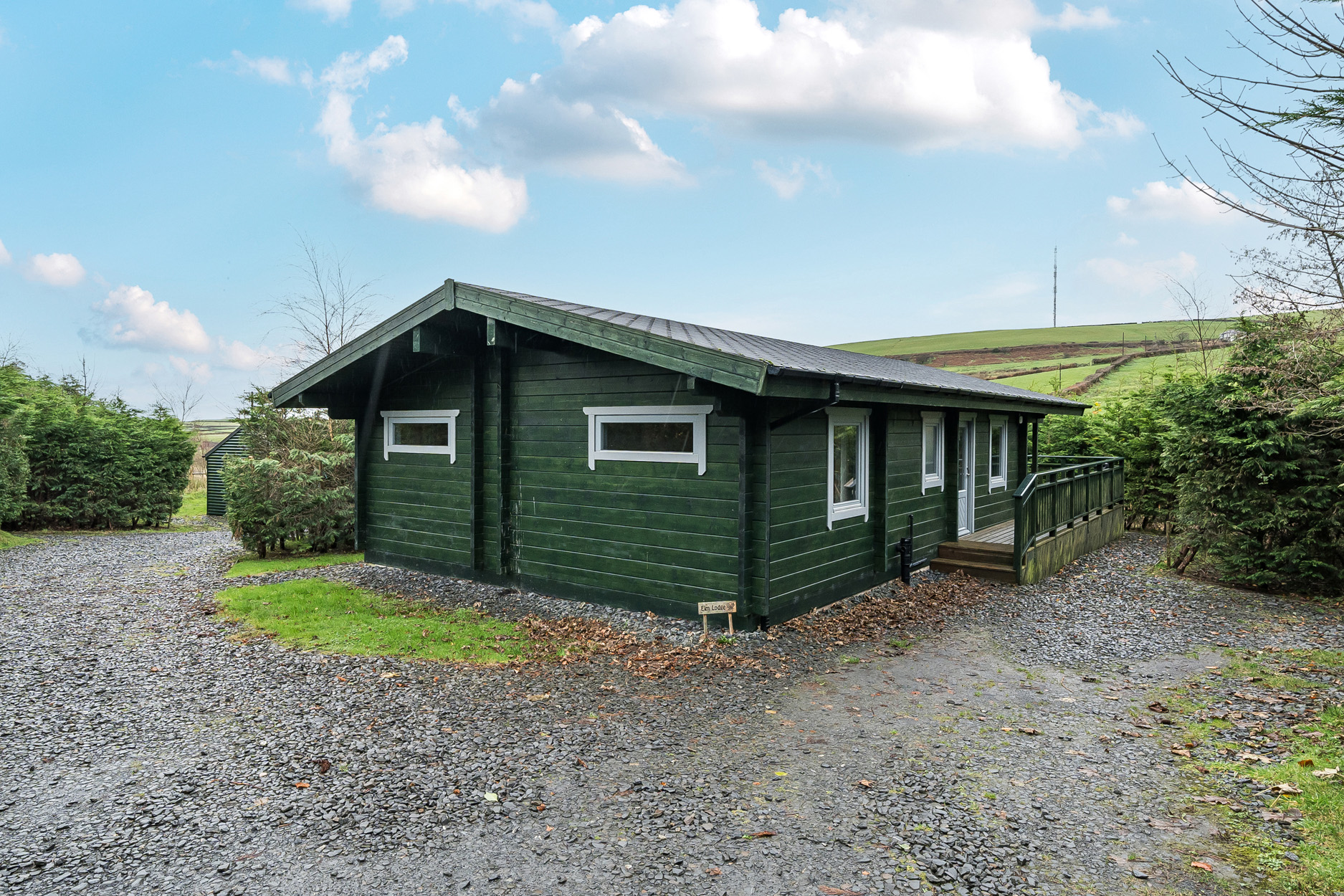 2 bedroom Cottage for rent in Spark Bridge